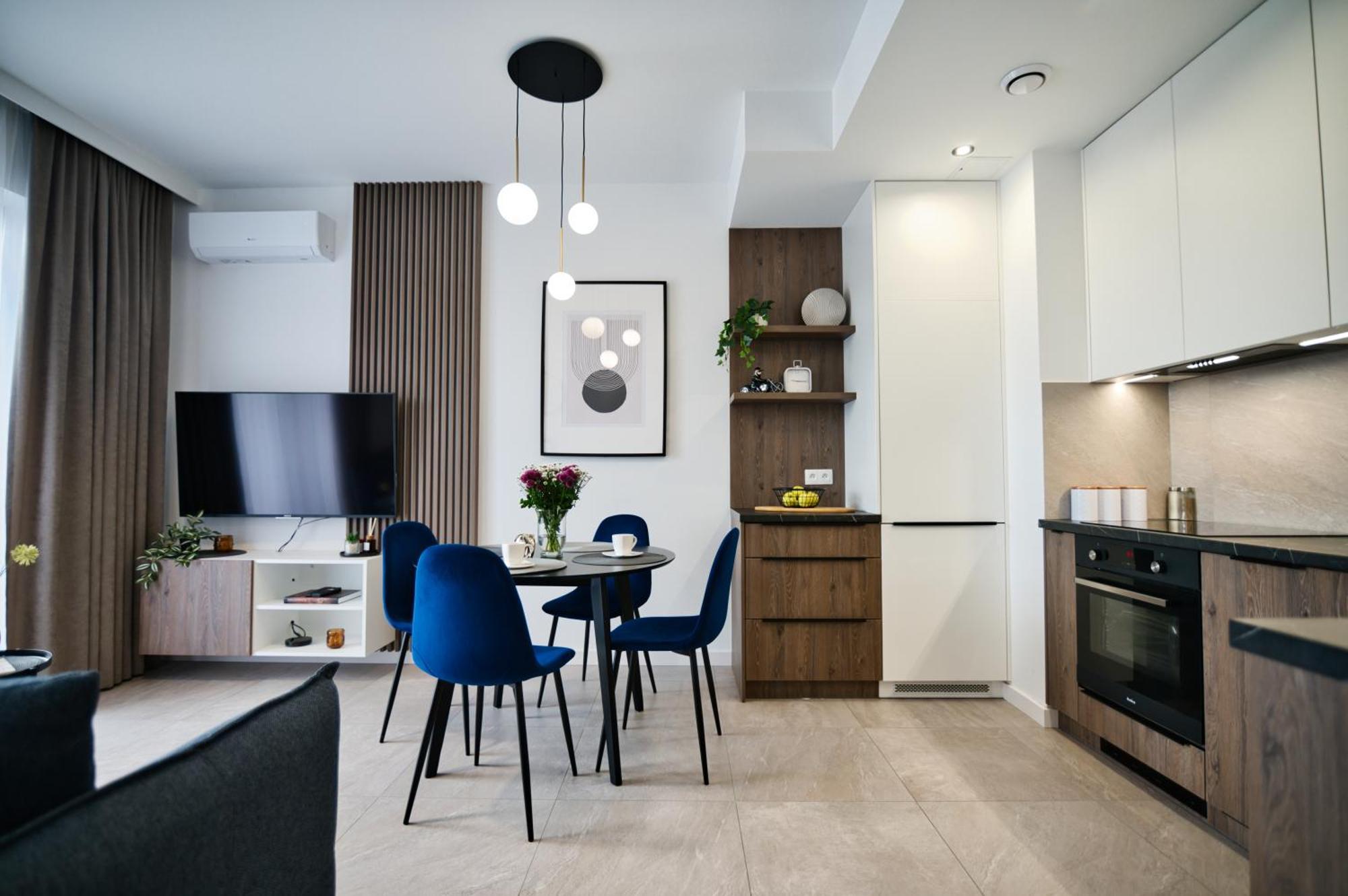 Bliss 16 By Housine * Zator