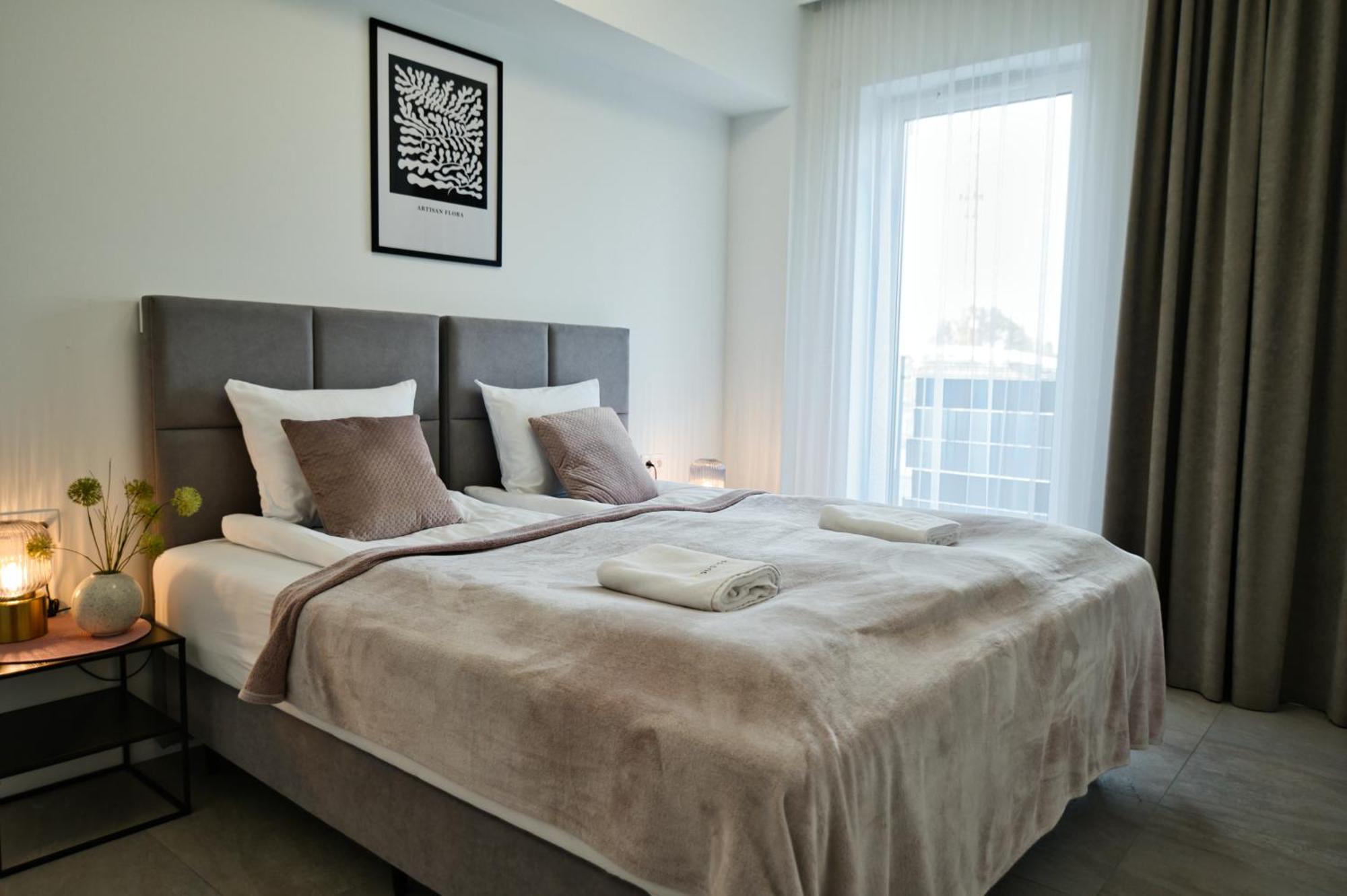 Bliss 16 By Housine Apartment Zator